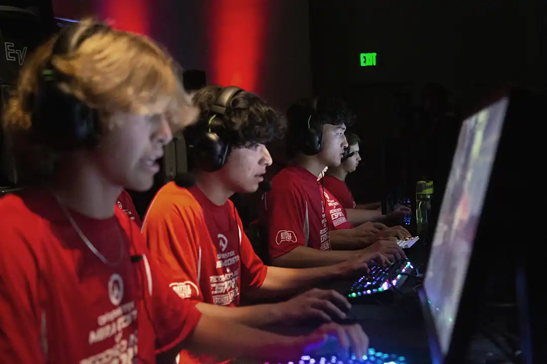 Esports Competitive Teams
